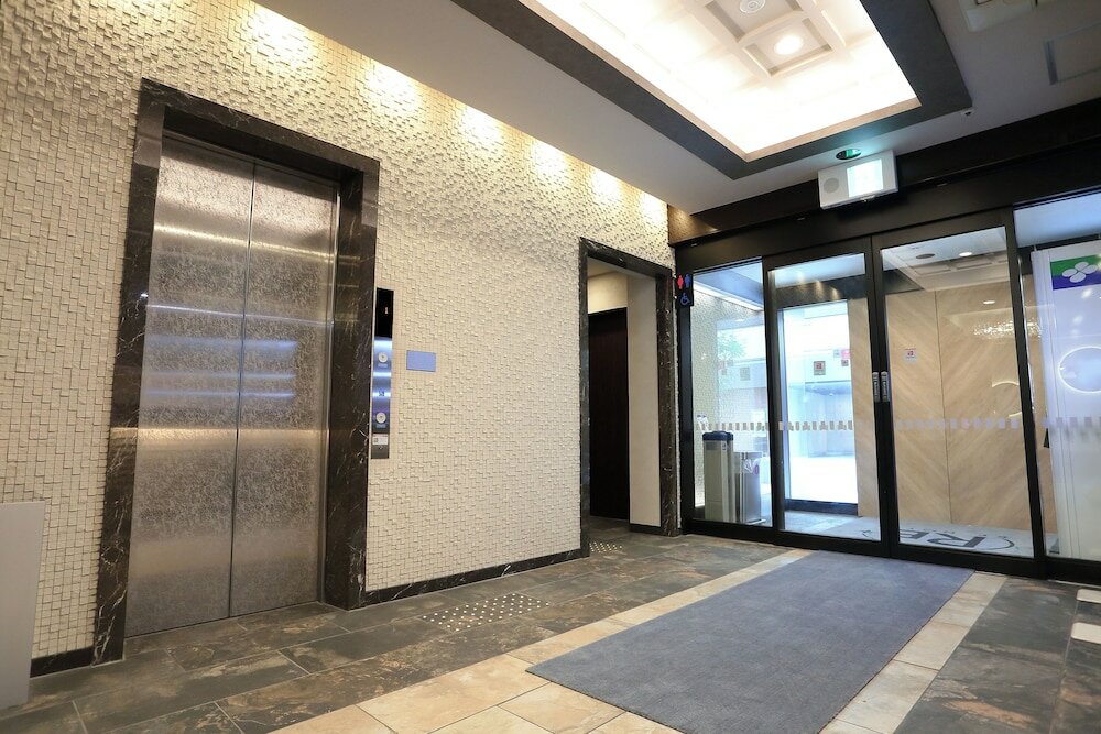 Фото Tanimachi Luxe Hotel