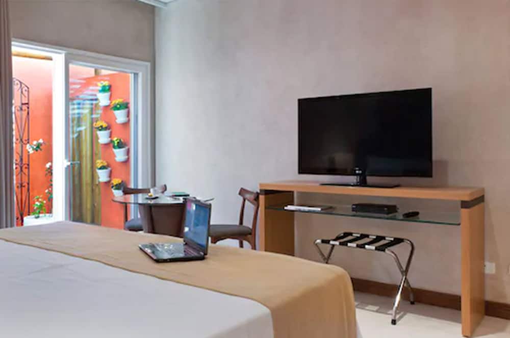 Фото Abayomi Hotel