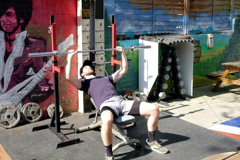 Фото Saint James Backpackers