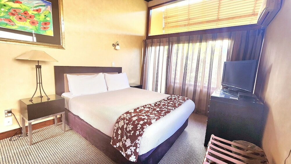 Фото Oasis Beach Resort