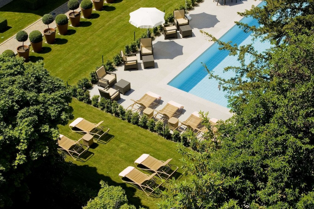 Фото Hotel Angleterre And Residence