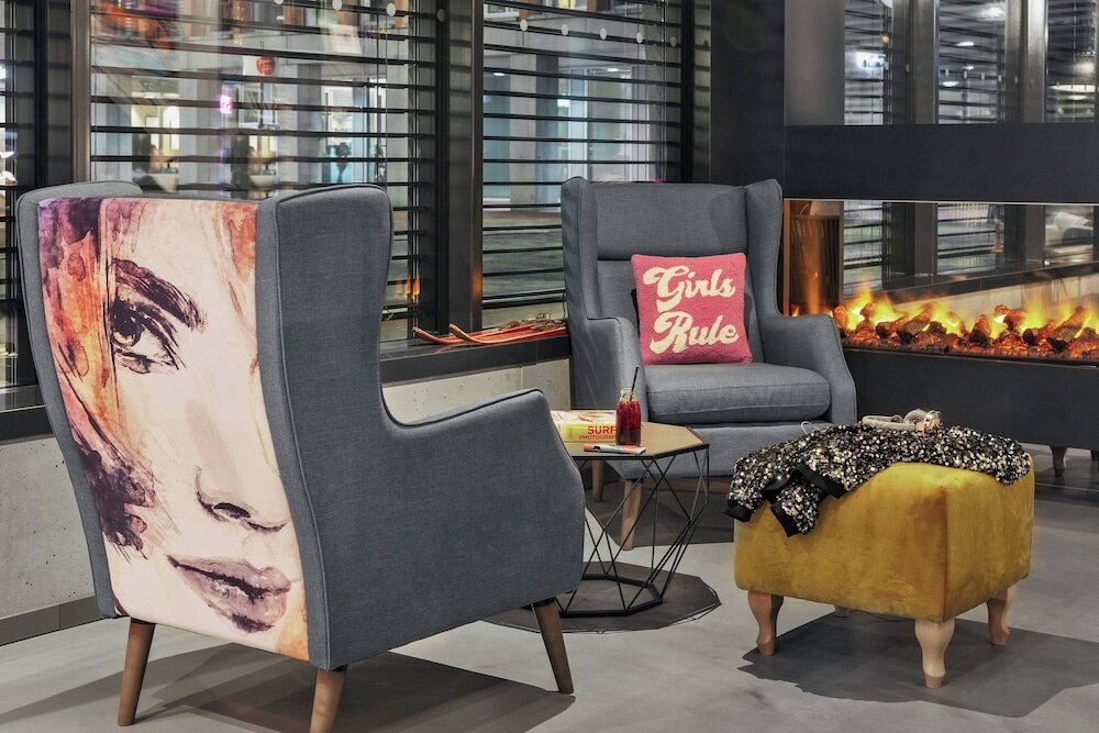 Фото Moxy Lausanne City