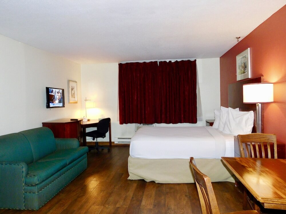 Фото Americas Best Value Inn & Suites Anchorage Airport