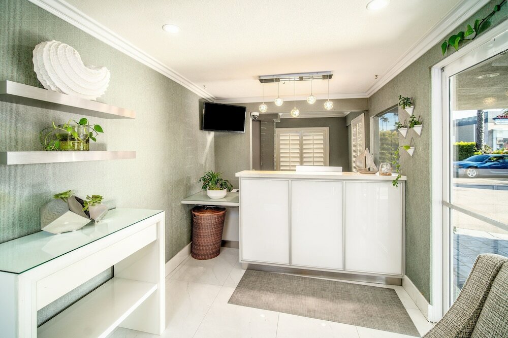 Фото Little Inn by The Bay Newport Beach