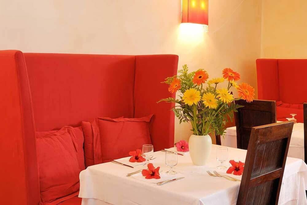 Фото Cala Rosa Club Hotel