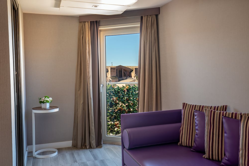 Фото The Republic Hotel