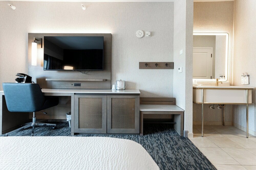 Фото 179965646568