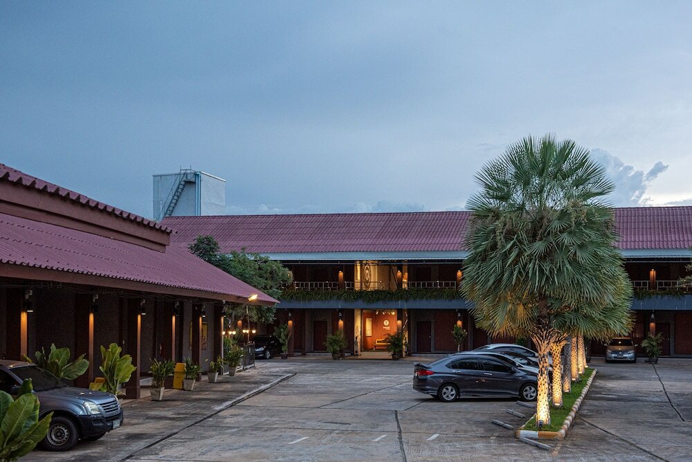 Фото Tarnsiri Boutique Resort