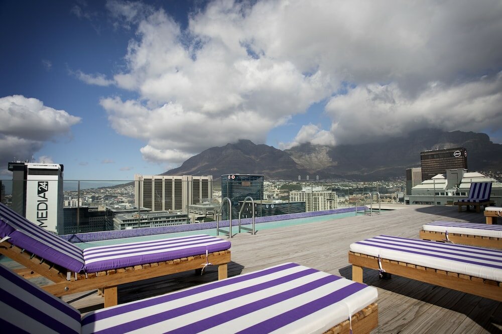 Фото Hotel Sky Cape Town