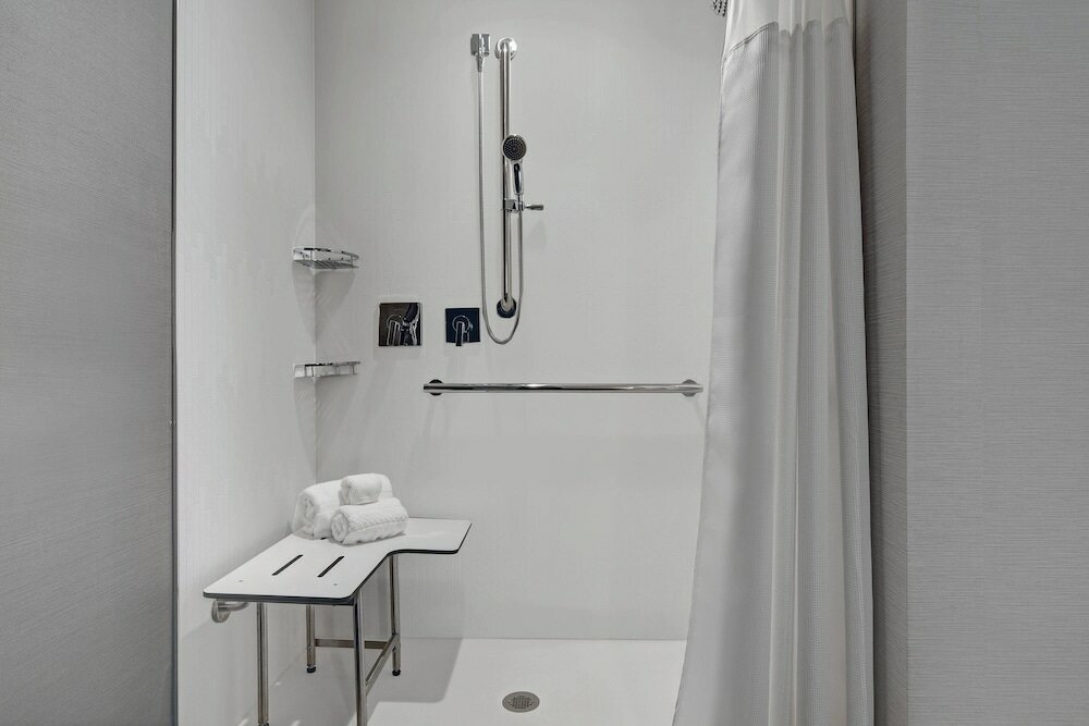 Фото Courtyard by Marriott Manhattan