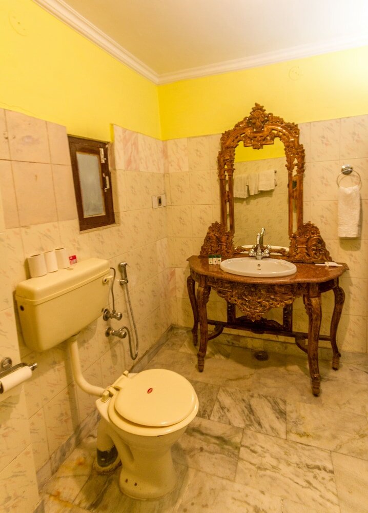 Фото WelcomHeritage Grace Hotel