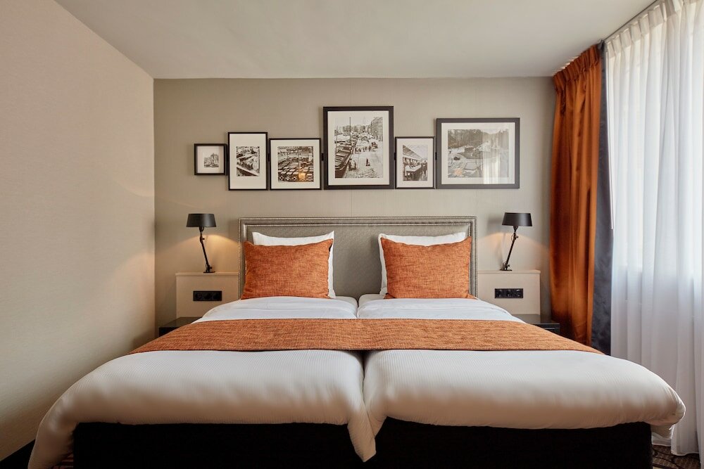 Фото Carlton Square Hotel