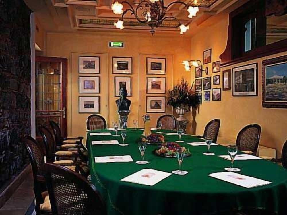 Фото Hotel Villa Paradiso dell'Etna