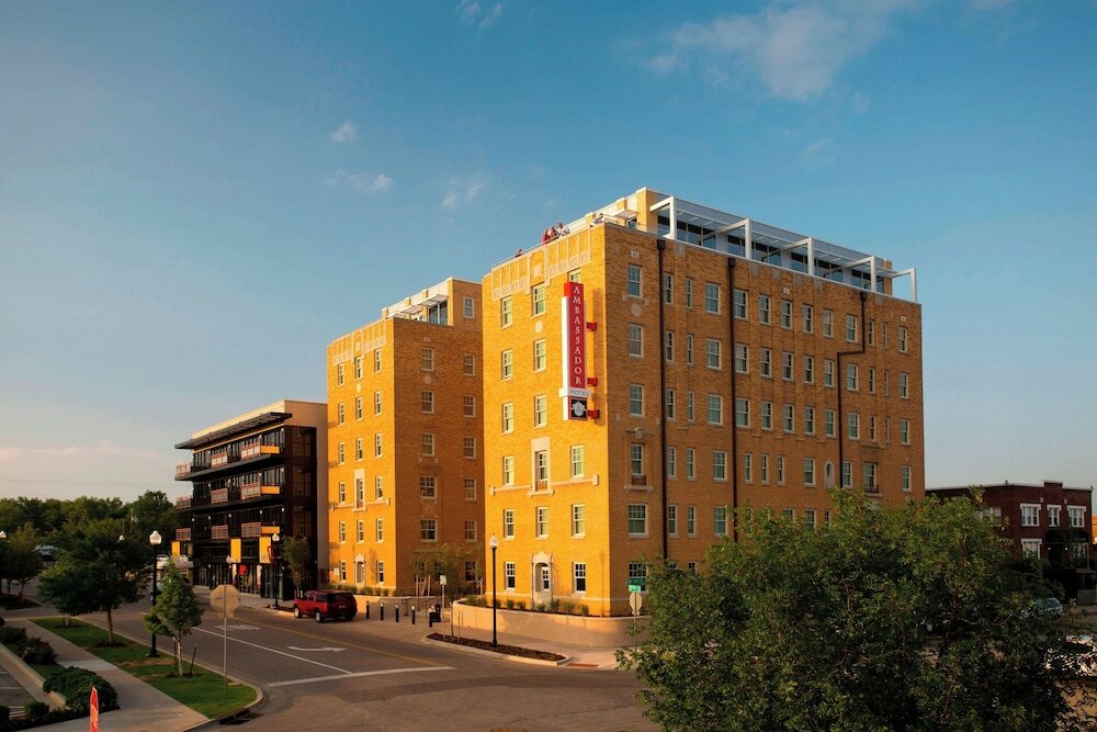Фото Ambassador Hotel Oklahoma City, Autograph Collection