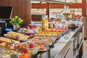 Гостиница Melia Granada Hotel