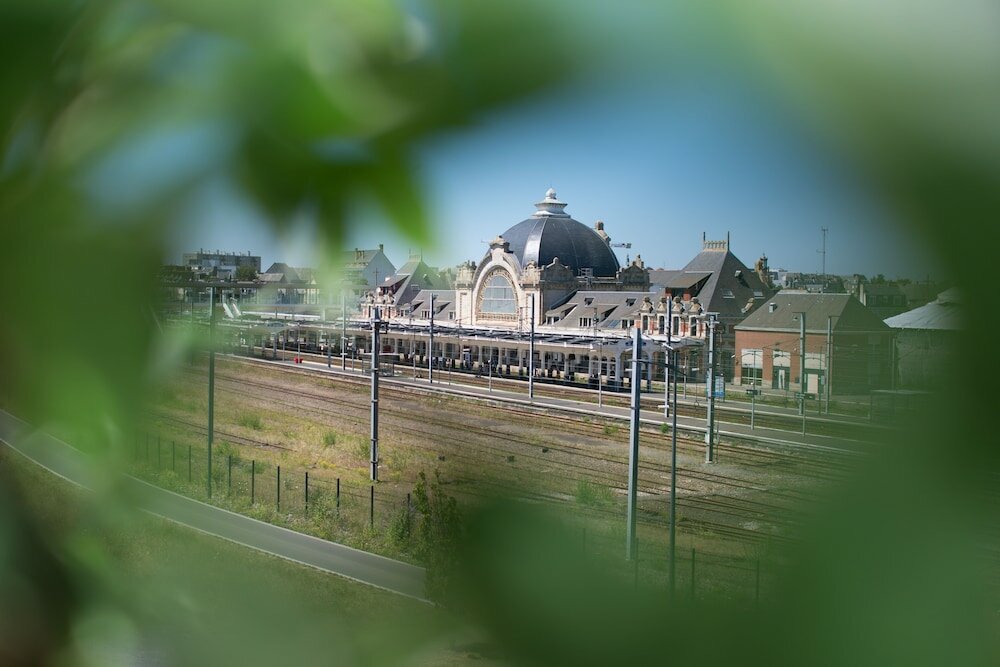 Фото отеля 2