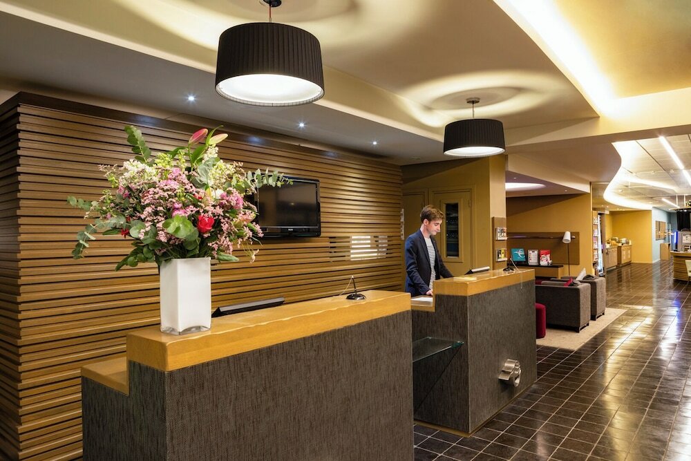 Фото Escale Oceania Aix-en-Provence