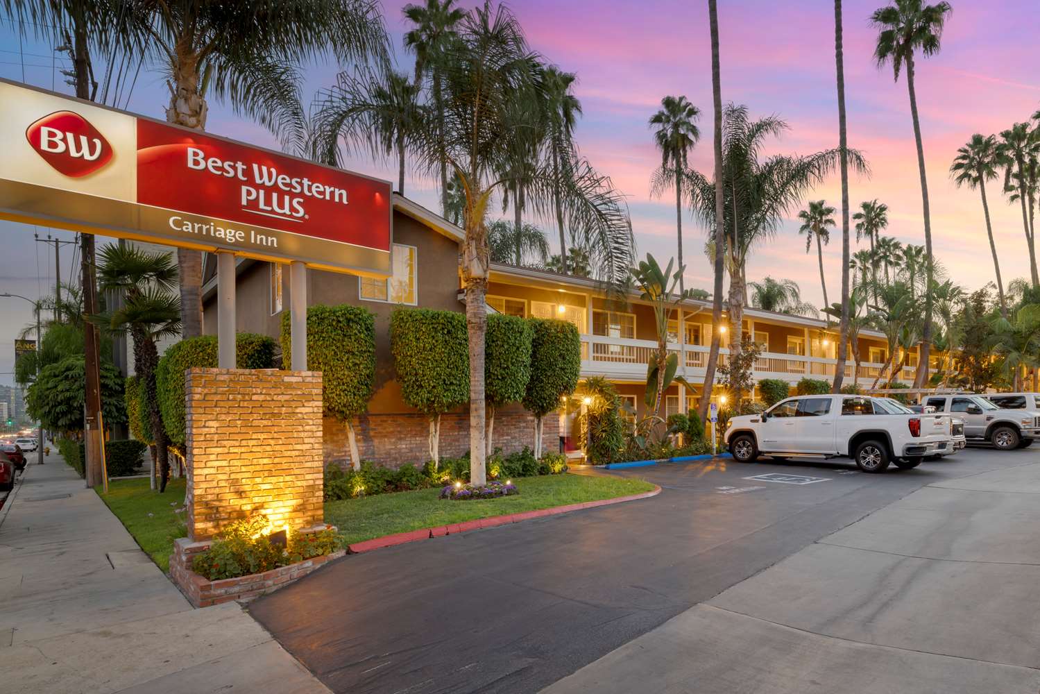 Фото Best Western Plus Carriage Inn