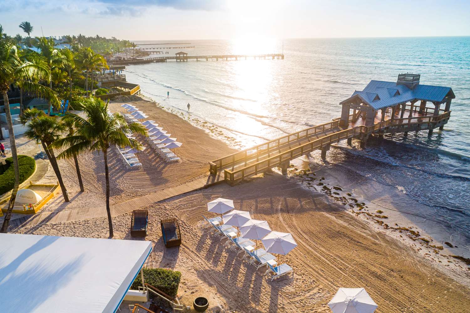 Фото The Reach Key West, Curio Collection by Hilton