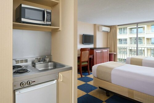 Гостиница Ewa Hotel Waikiki в Штате Гавайи
