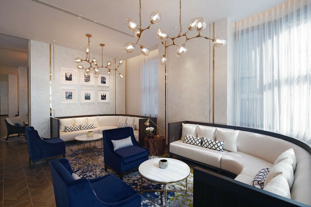 Фото Hyatt Place Bangkok Sukhumvit 24