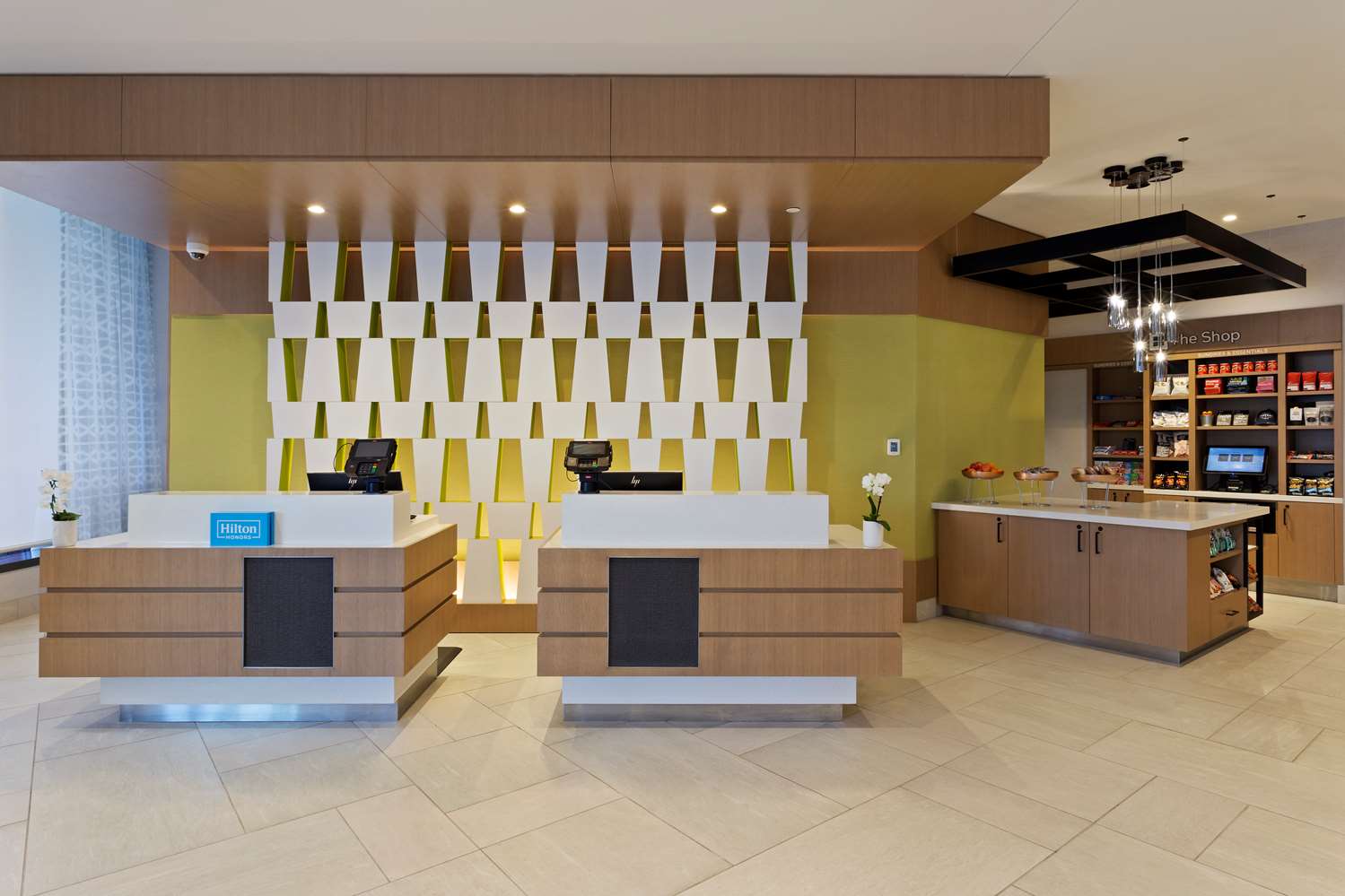 Фото Hilton Garden Inn Boston Brookline, Ma