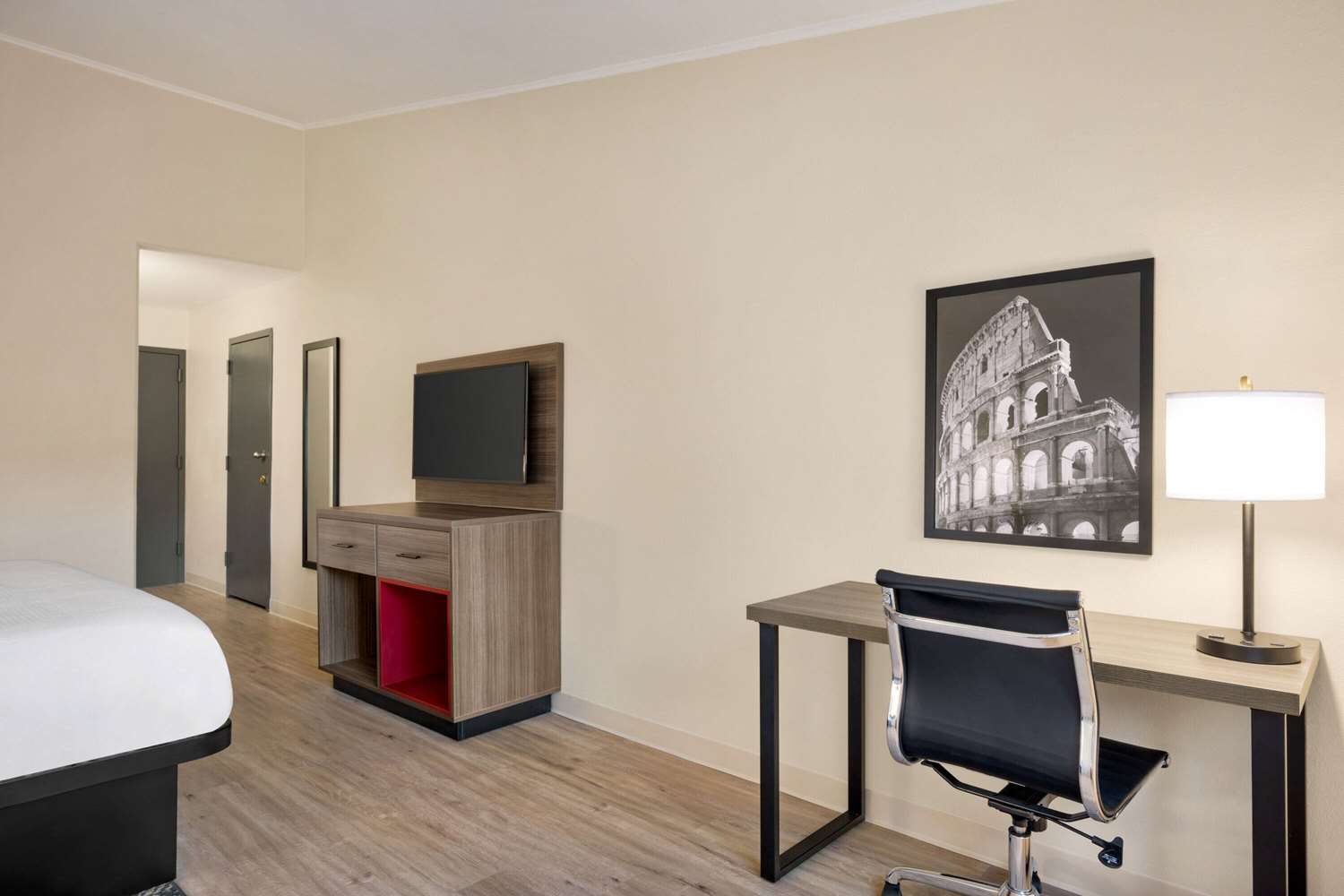 Фото Ramada by Wyndham Whitehall/Allentown