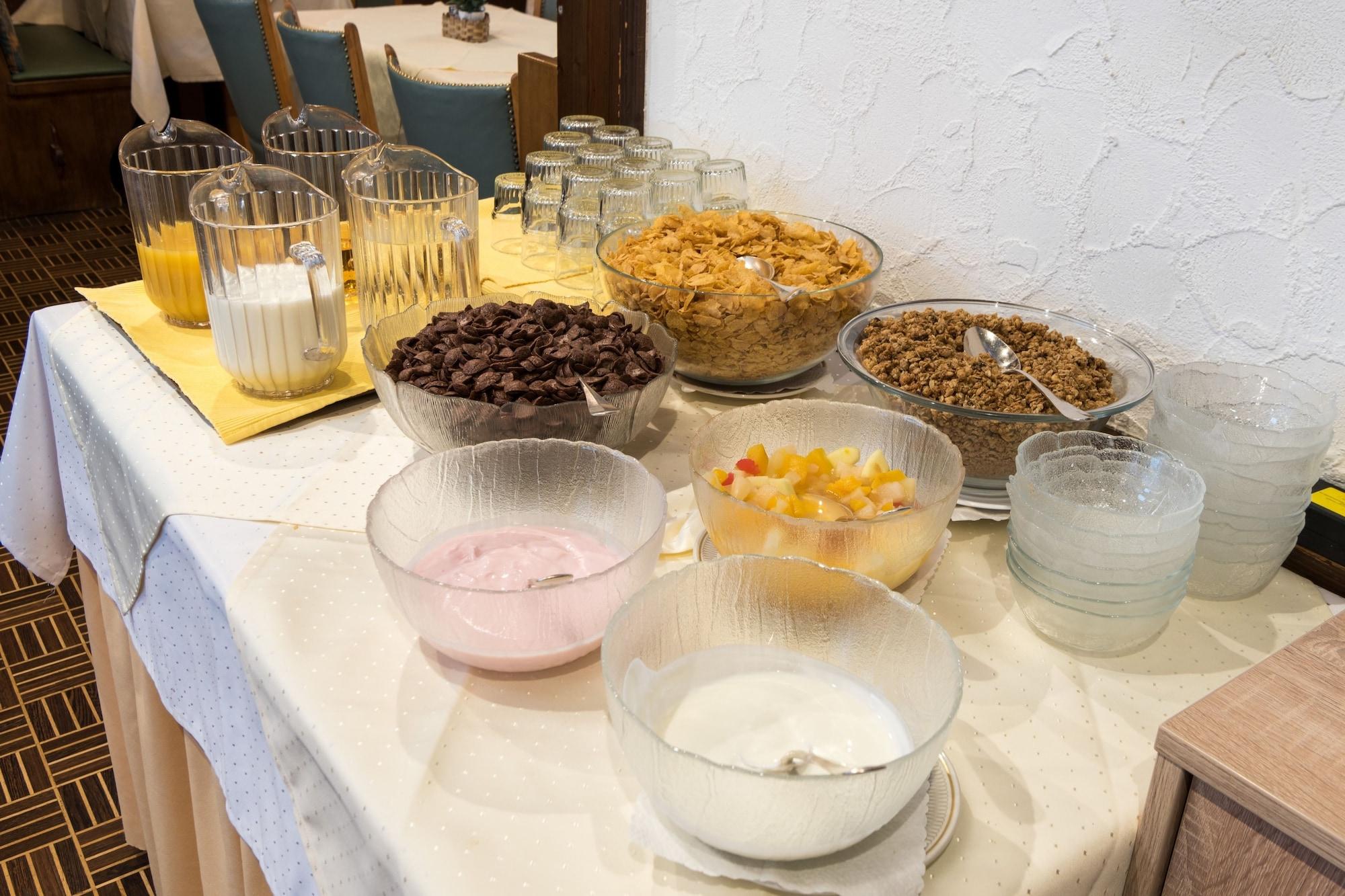 Фото Hotel Rhodania