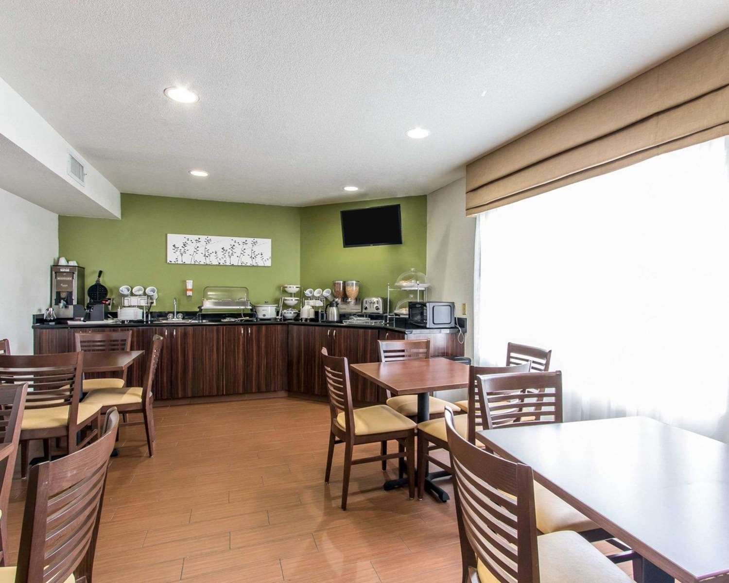 Фото The Douillet by Demeure Hotels