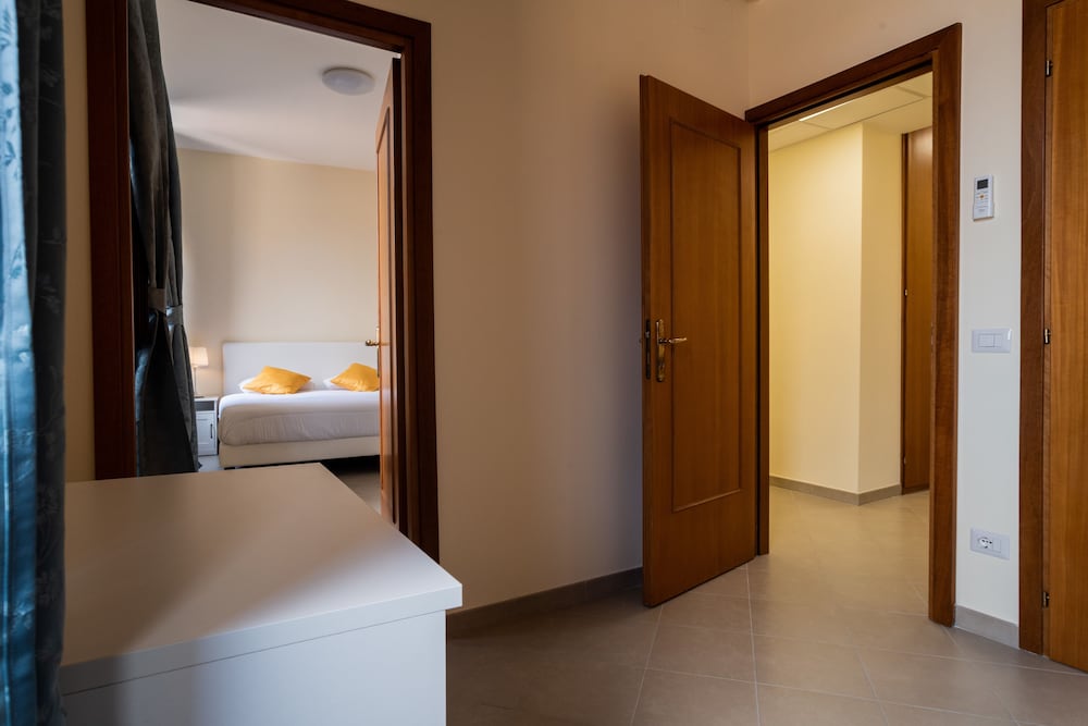 Фото Minerva Monks Inn