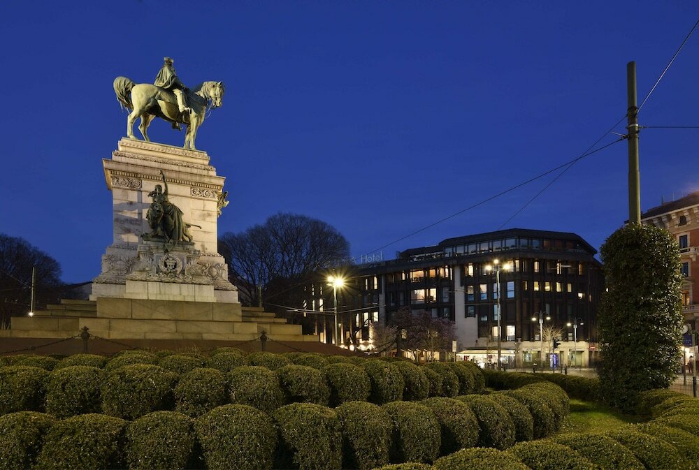 Фото UNAHOTELS Cusani Milano