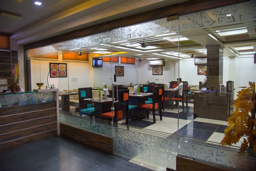 Фото Hotel Tulsi Residency