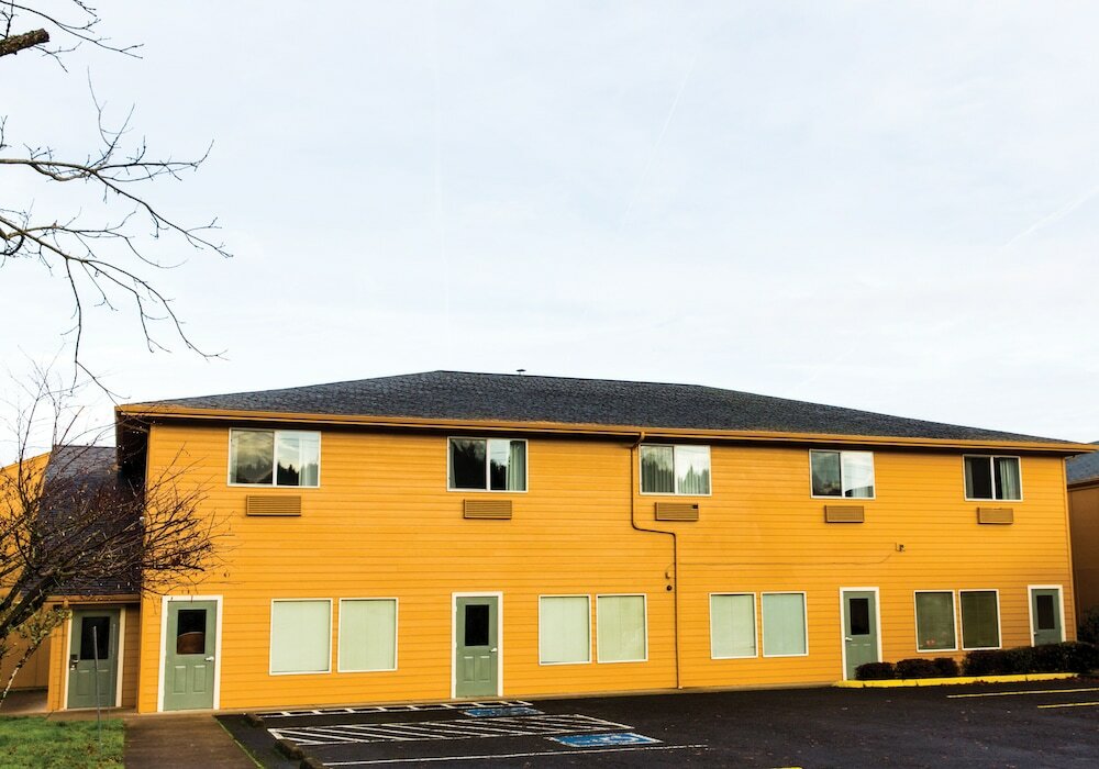 Фото Cottage Grove Inn