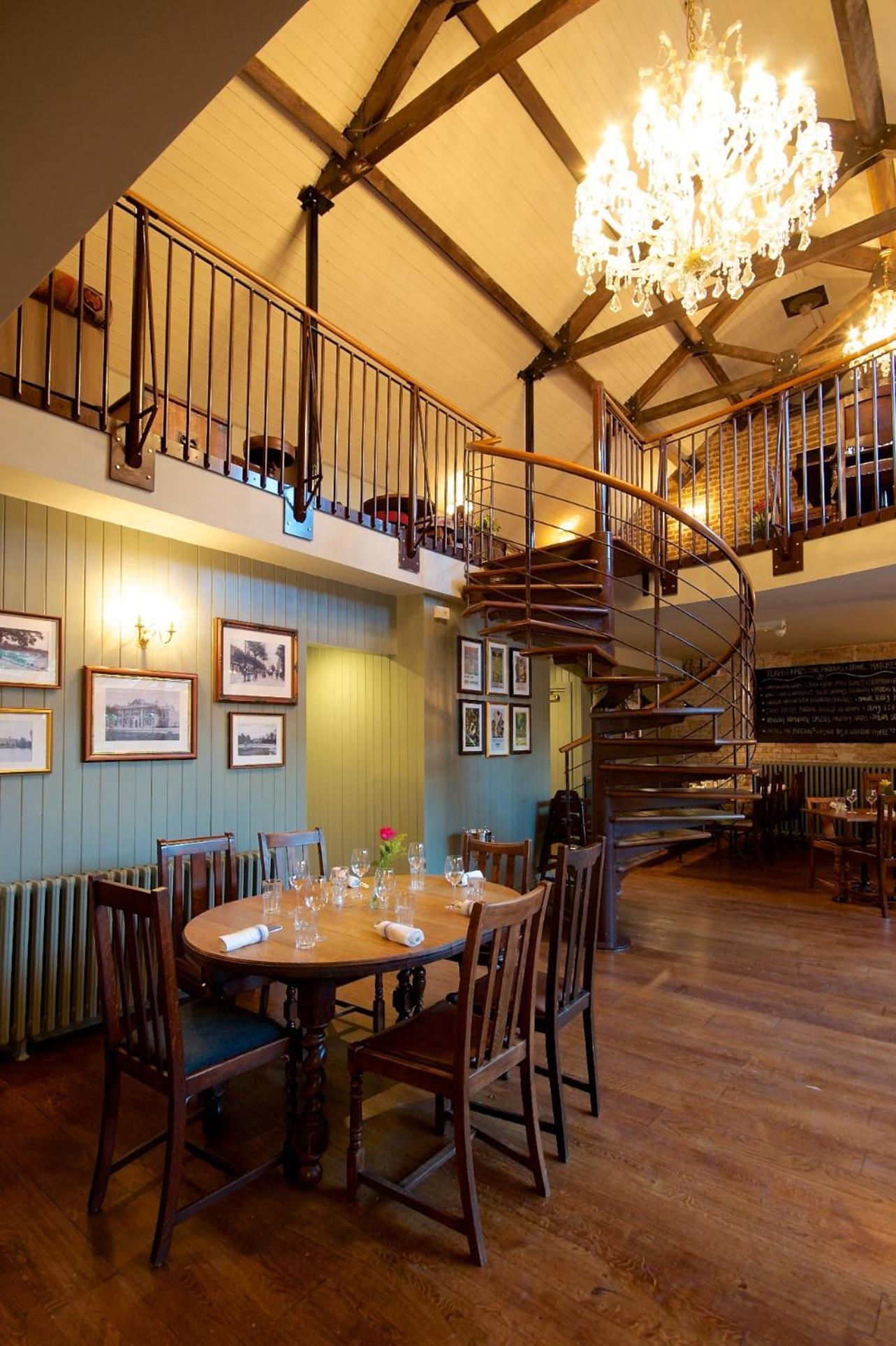 Фото Kew Gardens Hotel