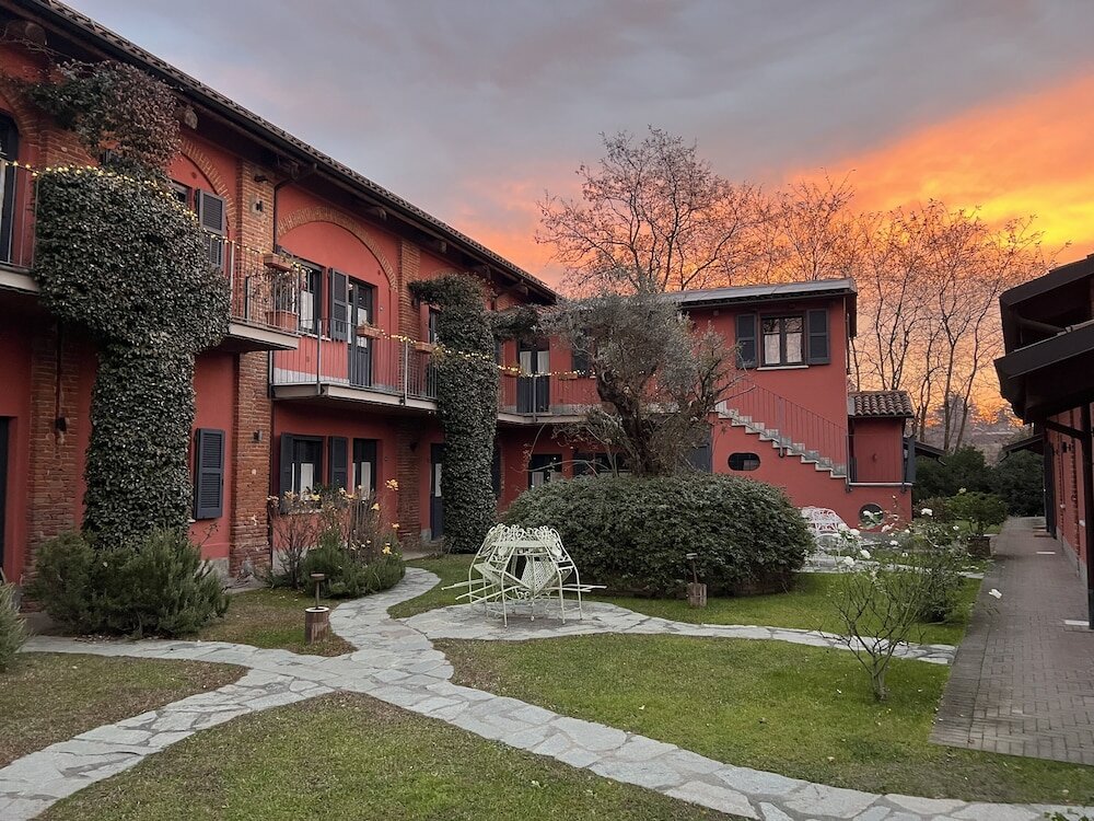 Фото Le Serre Suites & Apartments