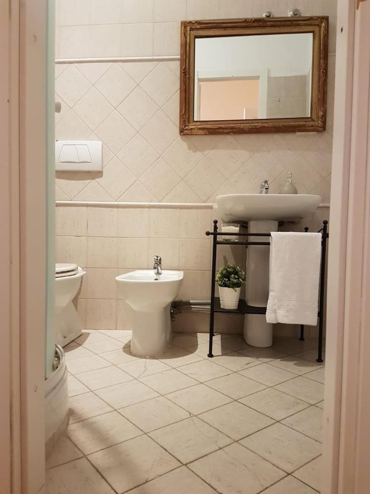 Фото A Casa Boschi Near Vatican Deluxe Junior Suite