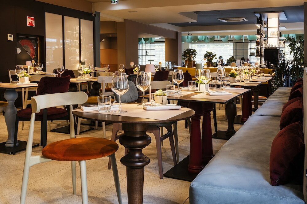 Фото Adesso Hotel