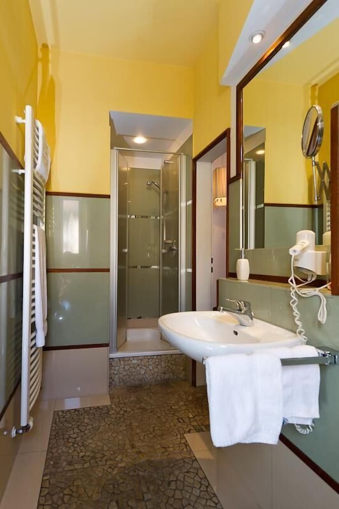 Фото Hotel Monpti