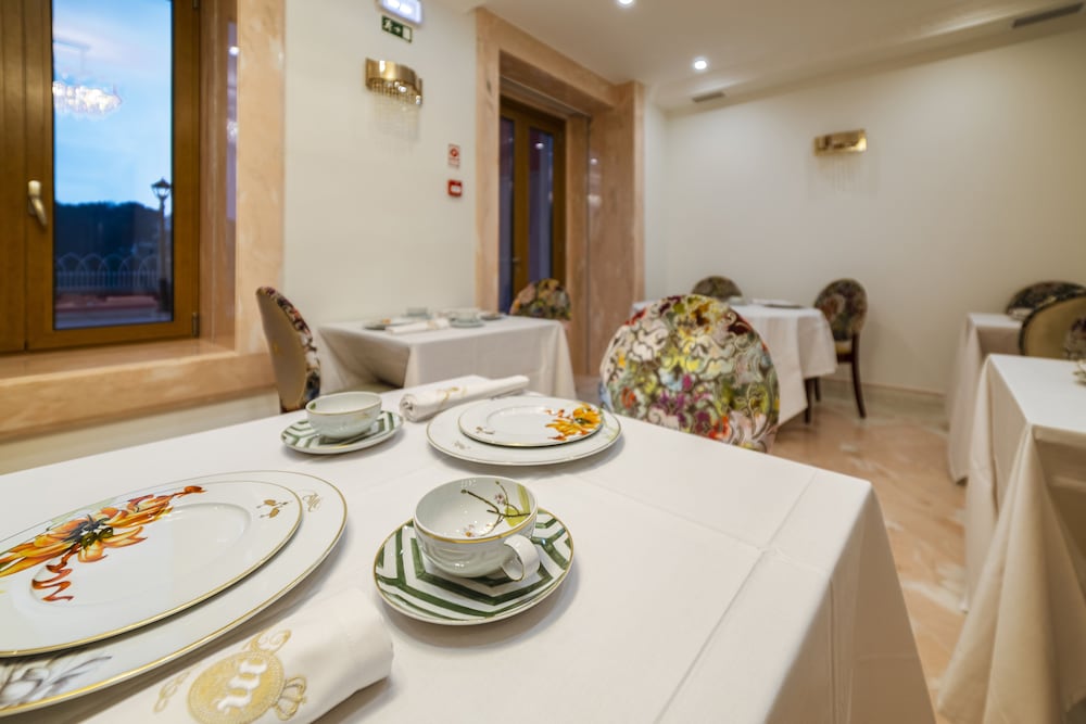 Фото Sintra Marmoris Camelia