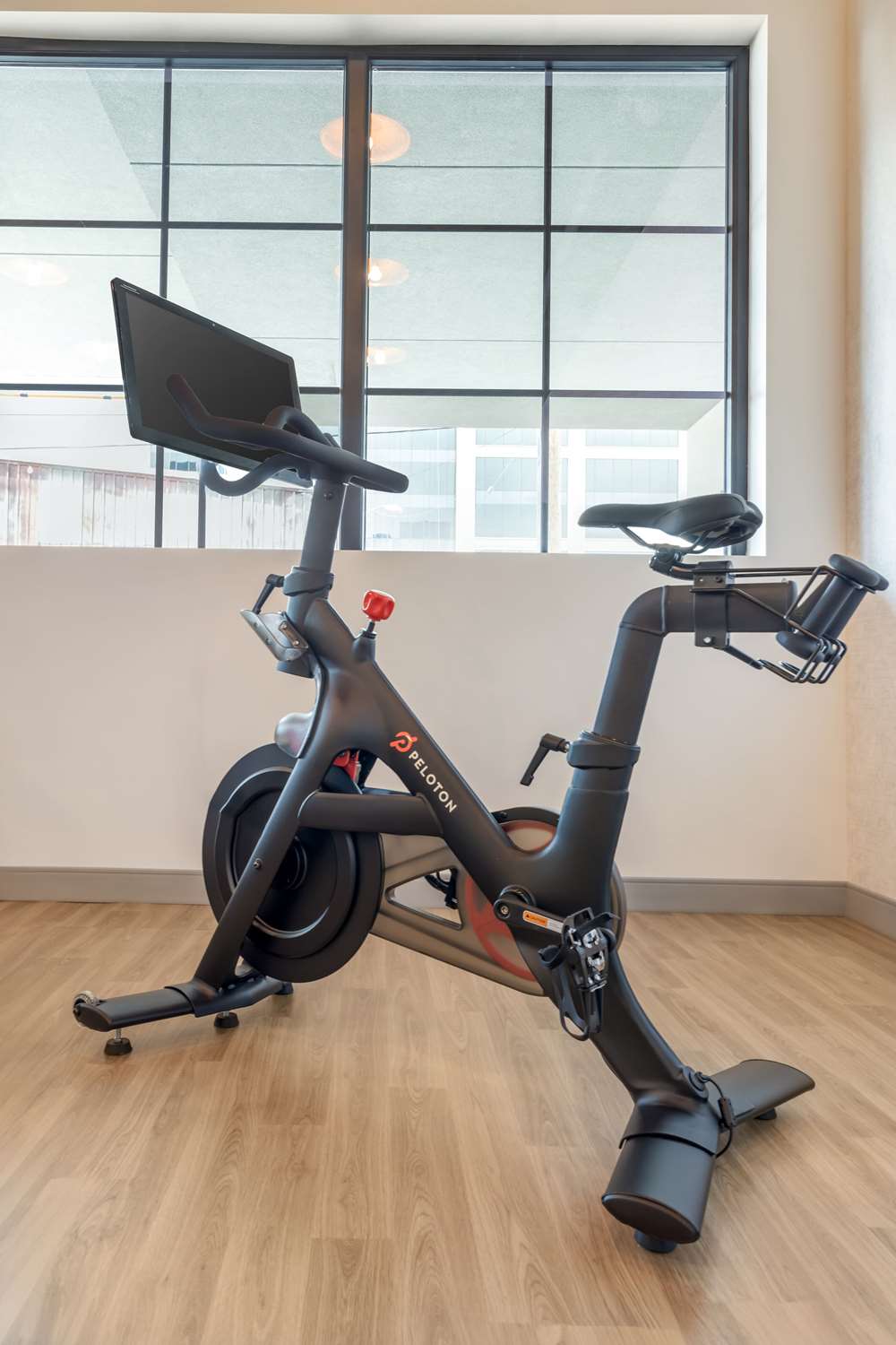 Фото Cambria Hotel Denver Downtown RiNo