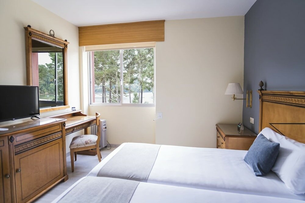 Фото Hotel Iberia