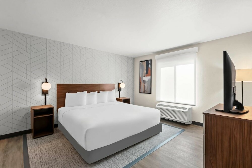 Фото Everhome Suites Chandler Phoenix Fashion Center