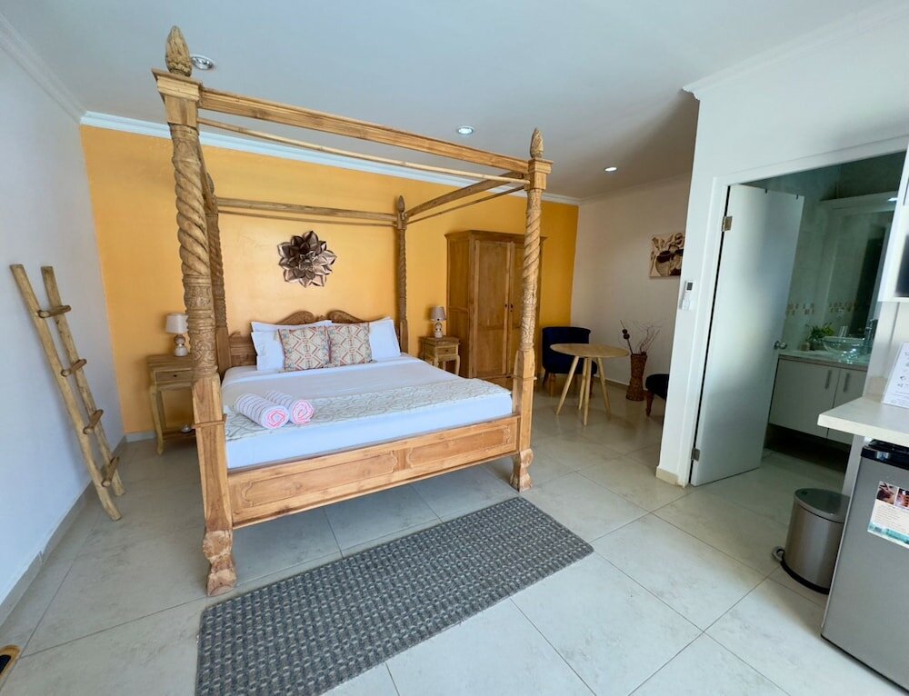 Фото Arubas Bakval Suites