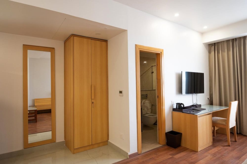 Фото Pushkara Sarovar Portico Dibrugarh