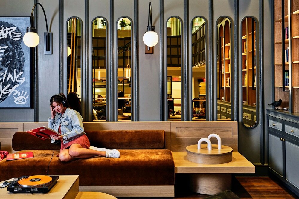 Фото Joinery Hotel Pittsburgh, Curio Collection by Hilton