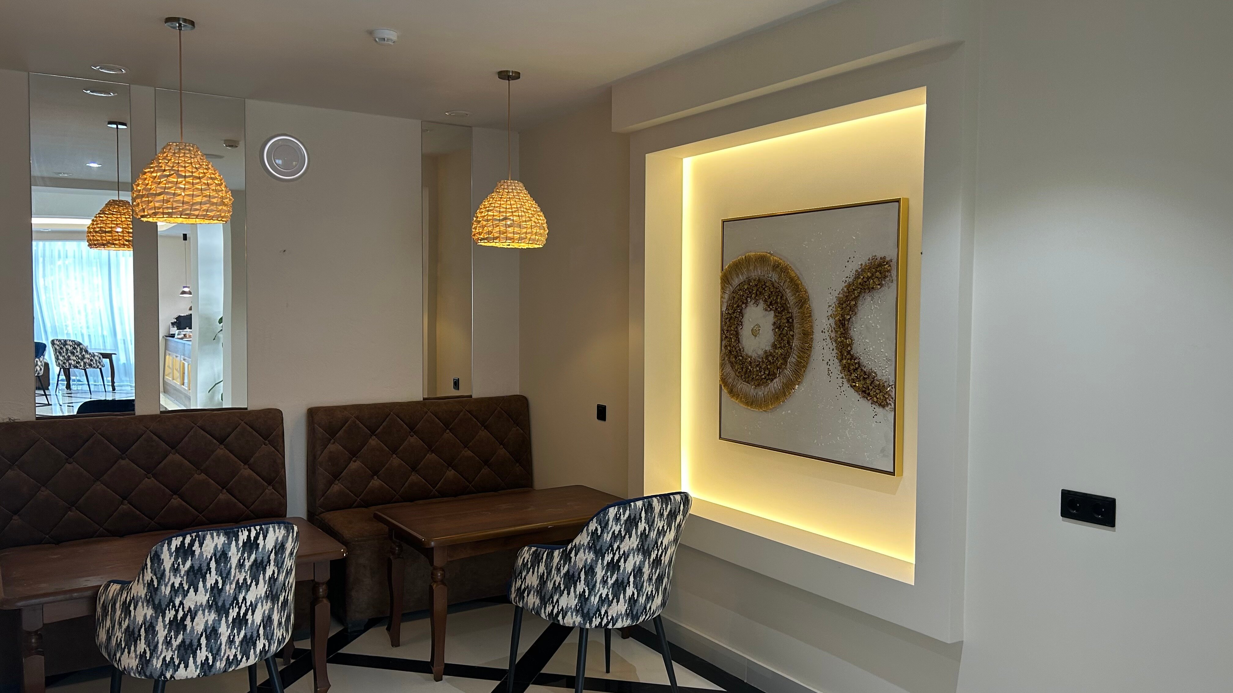 Фото Karim Parkside Hotel