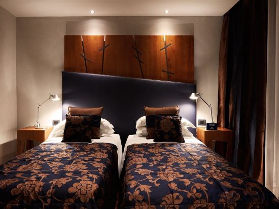 Фото The Code Hotel