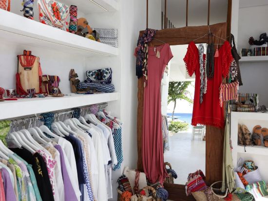 Фото Mykonos Dove Beachfront Hotel