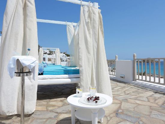 Фото Mykonos Dove Beachfront Hotel