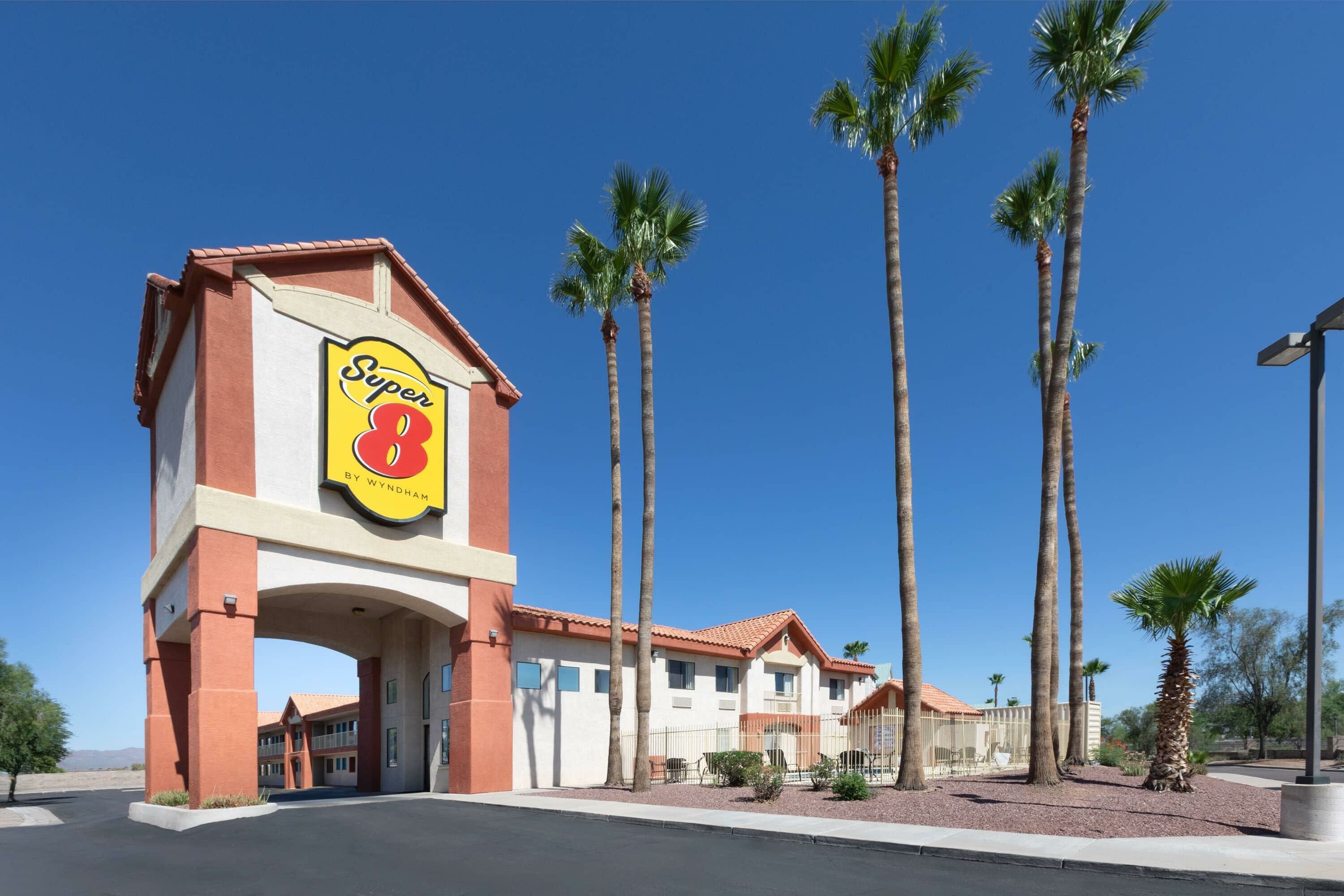 Фото Super 8 by Wyndham Tucson/Grant Road Area Az